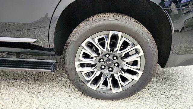 2023 GMC Yukon 4WD 4dr Denali Ultimate w/ Super Cruise Capability - 23017155 - 8