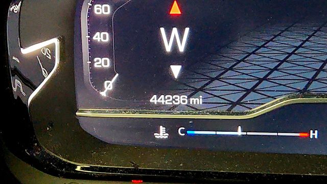2023 GMC Yukon 4WD 4dr Denali Ultimate w/ Super Cruise Capability - 23026796 - 15