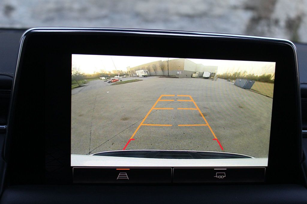 2023 GMC Yukon 4WD 4dr SLT - 22971819 - 14