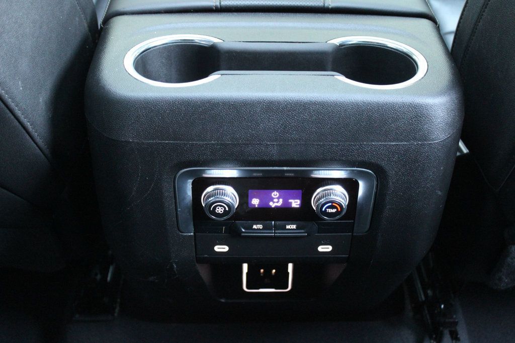 2023 GMC Yukon 4WD 4dr SLT - 22971819 - 37