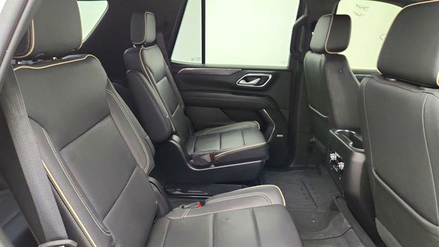 2023 GMC Yukon 4WD 4dr SLT w/ 22'' Wheels, Pano Sunroof & 2nd Row Bucket Seats - 22957578 - 24