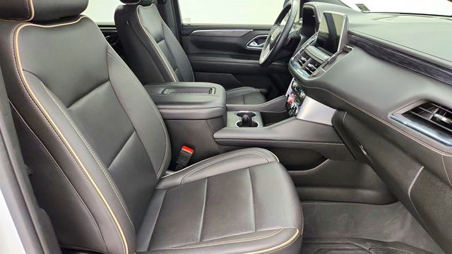 2023 GMC Yukon 4WD 4dr SLT w/ 22'' Wheels, Pano Sunroof & 2nd Row Bucket Seats - 22957578 - 25