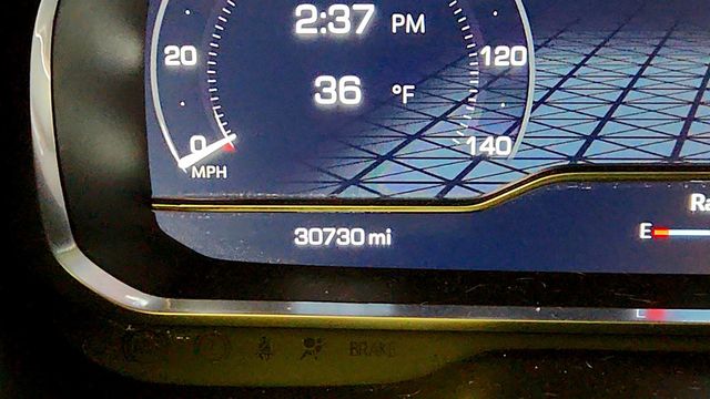 2023 GMC Yukon 4WD 4dr SLT w/ Premium Package, 22'' Wheels & 5.3L V8 - 22999477 - 15