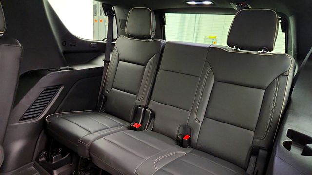 2023 GMC Yukon 4WD 4dr SLT w/ Premium Package, 22'' Wheels & 5.3L V8 - 22999477 - 22