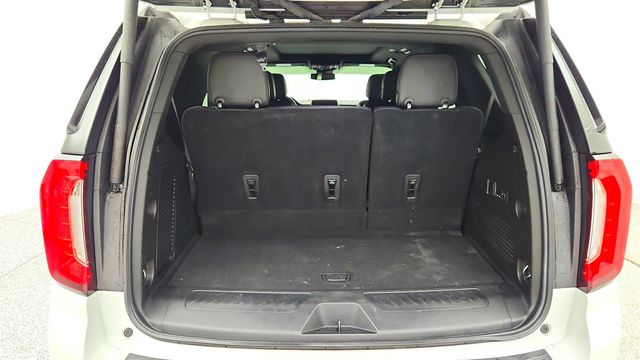 2023 GMC Yukon 4WD 4dr SLT w/ Premium Package, 22'' Wheels & 5.3L V8 - 22999477 - 23