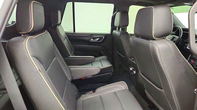 2023 GMC Yukon 4WD 4dr SLT w/ Premium Package, 22'' Wheels & 5.3L V8 - 22999477 - 24