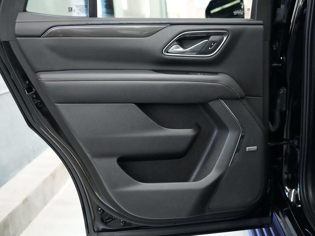 2023 GMC Yukon AT4 - 23077827 - 13