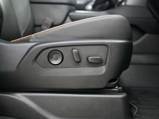2023 GMC Yukon AT4 - 23077827 - 40