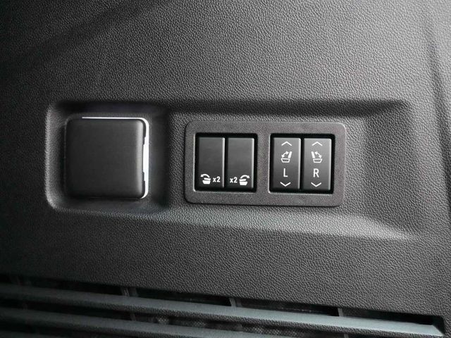 2023 GMC Yukon AT4 - 23077827 - 44