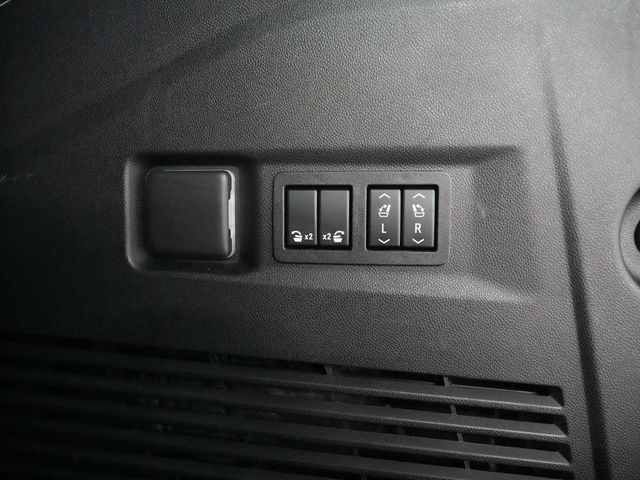 2023 GMC Yukon SLT - 23077825 - 43