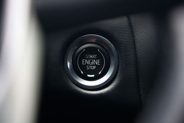 2023 GMC Yukon XL 2WD 4dr SLT - 23046898 - 33