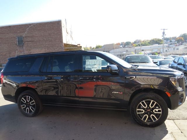 2023 GMC Yukon XL 4WD 4dr AT4 - 22959399 - 2