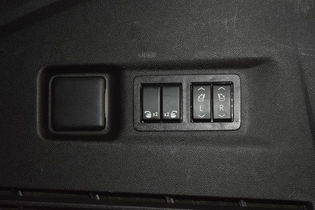 2023 GMC Yukon XL 4WD 4dr AT4 - 23054620 - 26