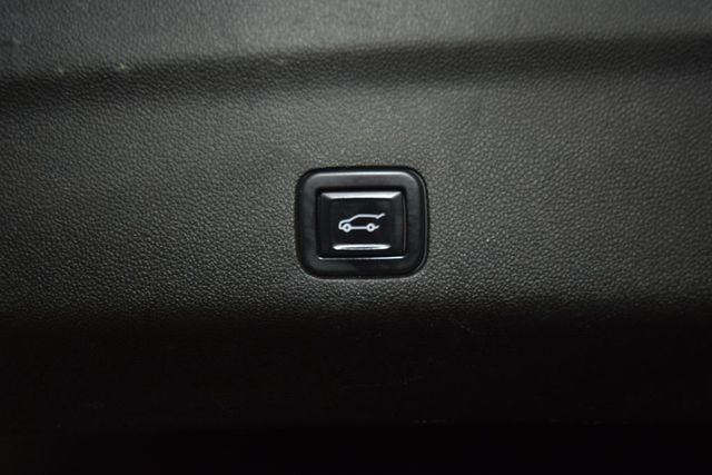2023 GMC Yukon XL 4WD 4dr AT4 - 23054620 - 27
