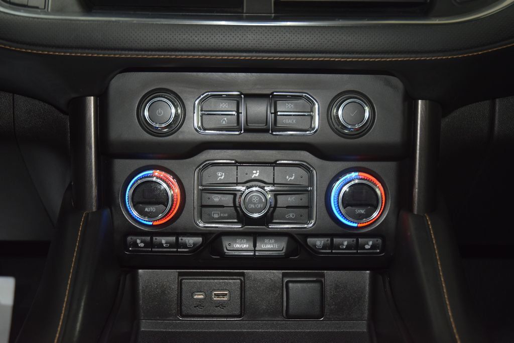 2023 GMC Yukon XL 4WD 4dr AT4 - 23054620 - 34