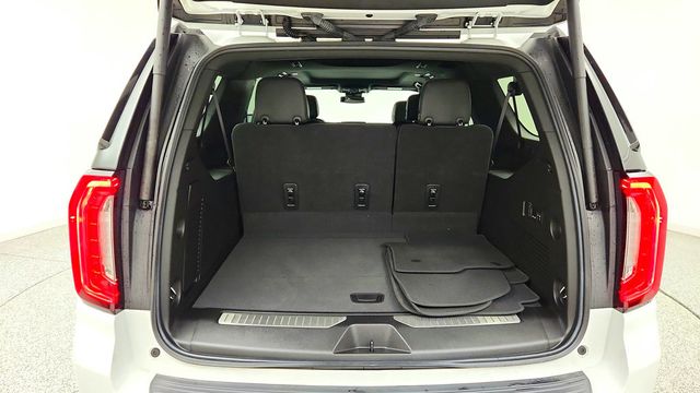 2023 GMC Yukon XL 4WD 4dr AT4 w/ 6.2L V8 & Panoramic Sunroof - 23086561 - 22