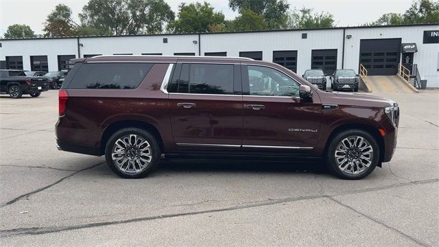 2023 GMC Yukon XL 4WD 4dr Denali Ultimate - 22949974 - 7
