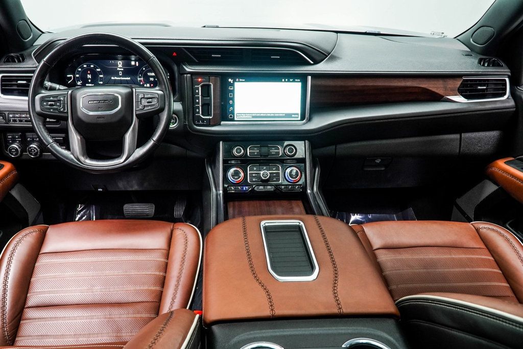 2023 Gmc Yukon XL Denali Ultimate photo 3