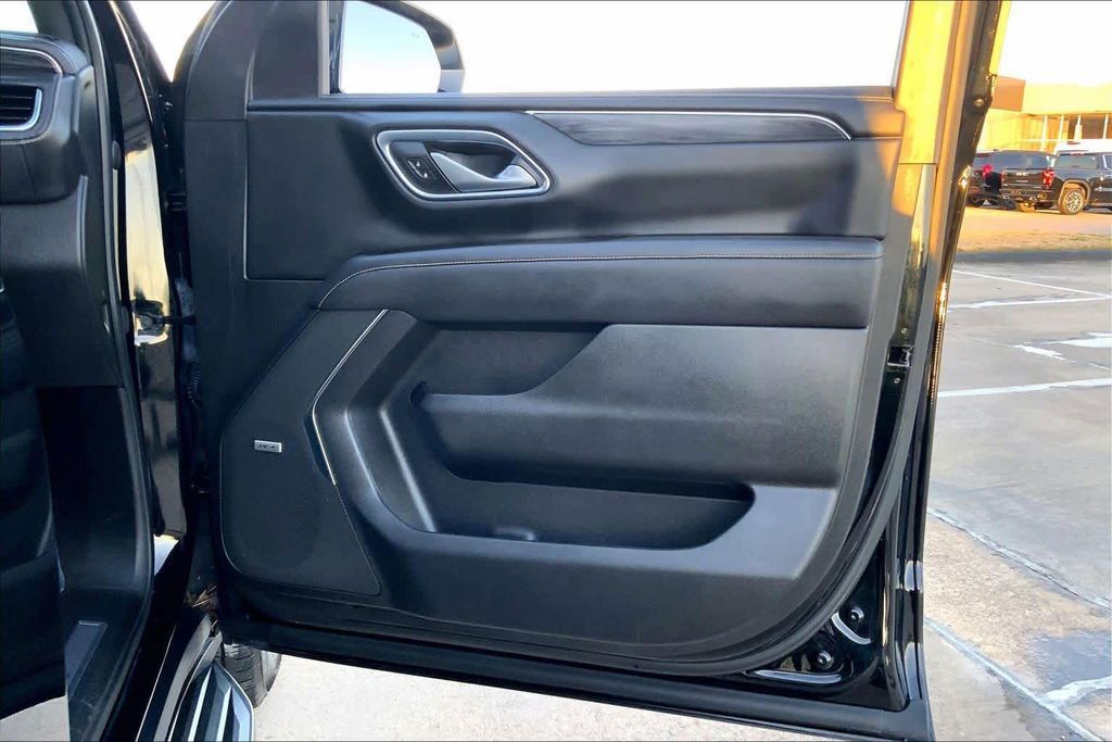 2023 GMC Yukon XL 4WD 4dr SLT - 23004137 - 22