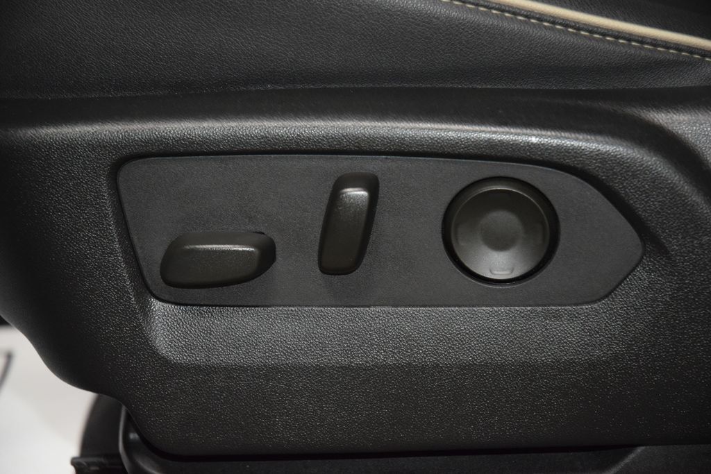 2023 GMC Yukon XL 4WD 4dr SLT - 23004137 - 41