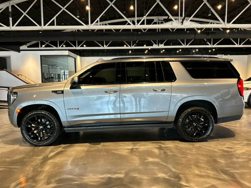 2023 GMC Yukon XL 4WD/AT4/PremiumPkg/TechPkg/HeadUpDisplay/360Cam/PanoRoof/NAV - 22772109 - 1