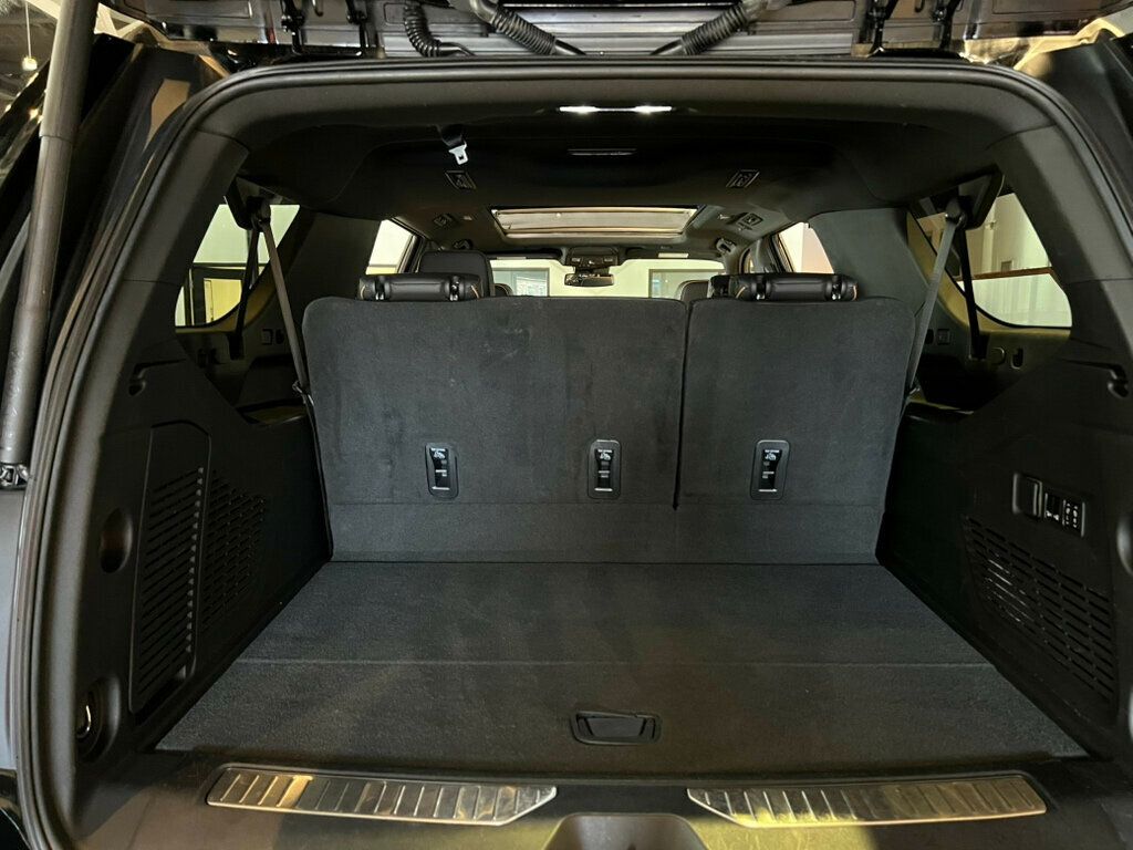2023 GMC Yukon XL 4WD/AT4/PremiumPkg/TechPkg/PanoRoof/HeadUpDisplay/Htd&CldSeats - 22955699 - 26