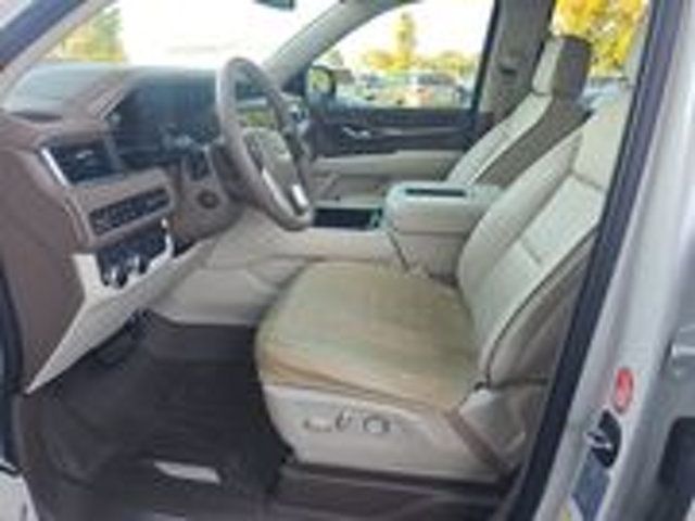 2023 GMC Yukon XL Denali/Adaptive Cruise/Heated&Cooled Seats/Pano Roof/Blind Spot - 22948667 - 4