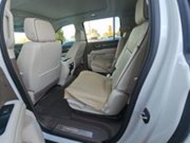 2023 GMC Yukon XL Denali/Adaptive Cruise/Heated&Cooled Seats/Pano Roof/Blind Spot - 22948667 - 6