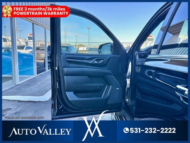 2023 GMC Yukon XL Denali Sport Utility 4D - 22940759 - 11