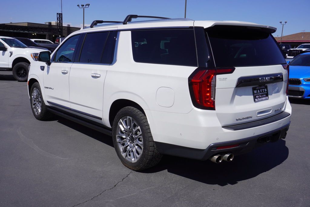 2023 Gmc Yukon XL Denali Ultimate photo 3