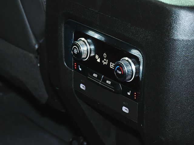 2023 GMC Yukon XL SLT - 23009355 - 43