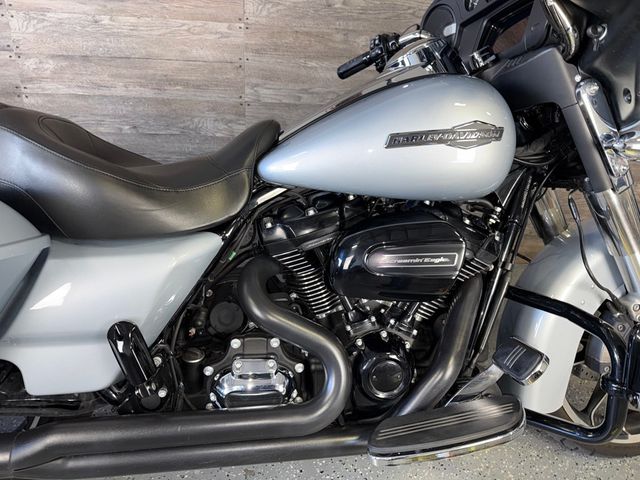 2023 Harley-Davidson FLHX Street Glide Zipper 124CI Kit! - 23043325 - 4