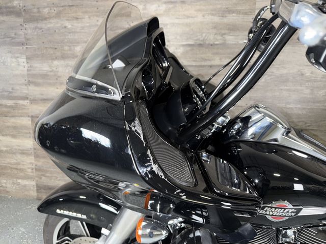 2023 Harley-Davidson FLTRK Road Glide Limited Recent Service! - 23086190 - 12