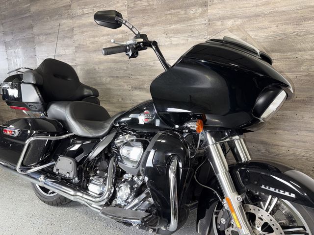 2023 Harley-Davidson FLTRK Road Glide Limited Recent Service! - 23086190 - 1