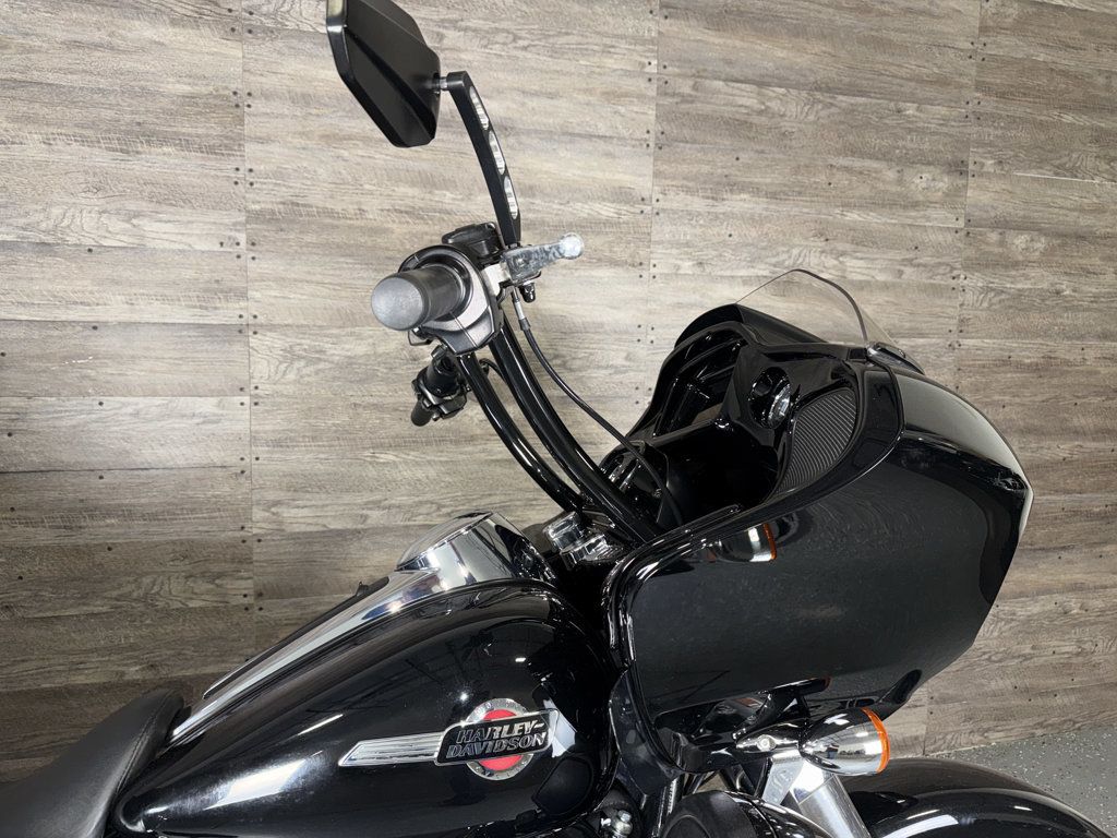 2023 Harley-Davidson FLTRK Road Glide Limited Recent Service! - 23086190 - 5
