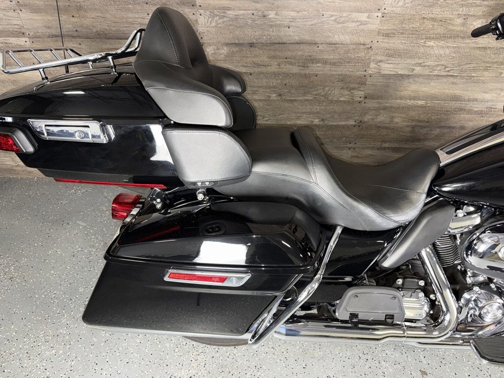 2023 Harley-Davidson FLTRK Road Glide Limited Recent Service! - 23086190 - 6