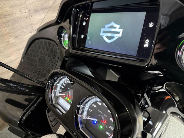 2023 Harley-Davidson FLTRK Road Glide Limited Recent Service! - 23086190 - 8