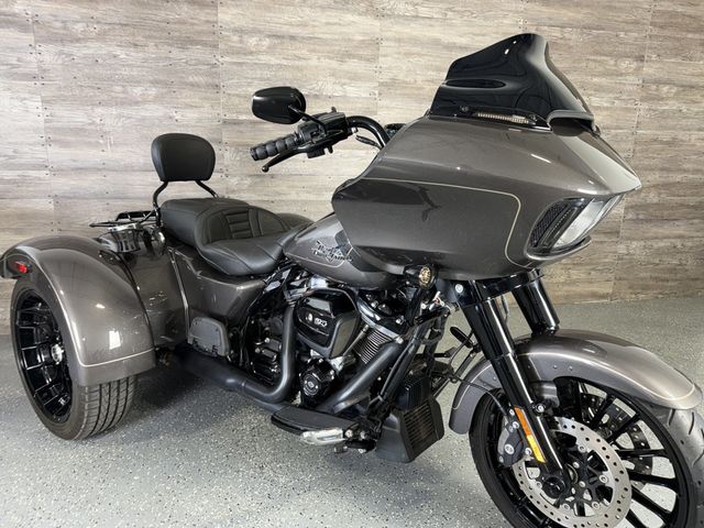 2023 Harley-Davidson FLTRT Road Glide 3 One Owner! - 23096767 - 10