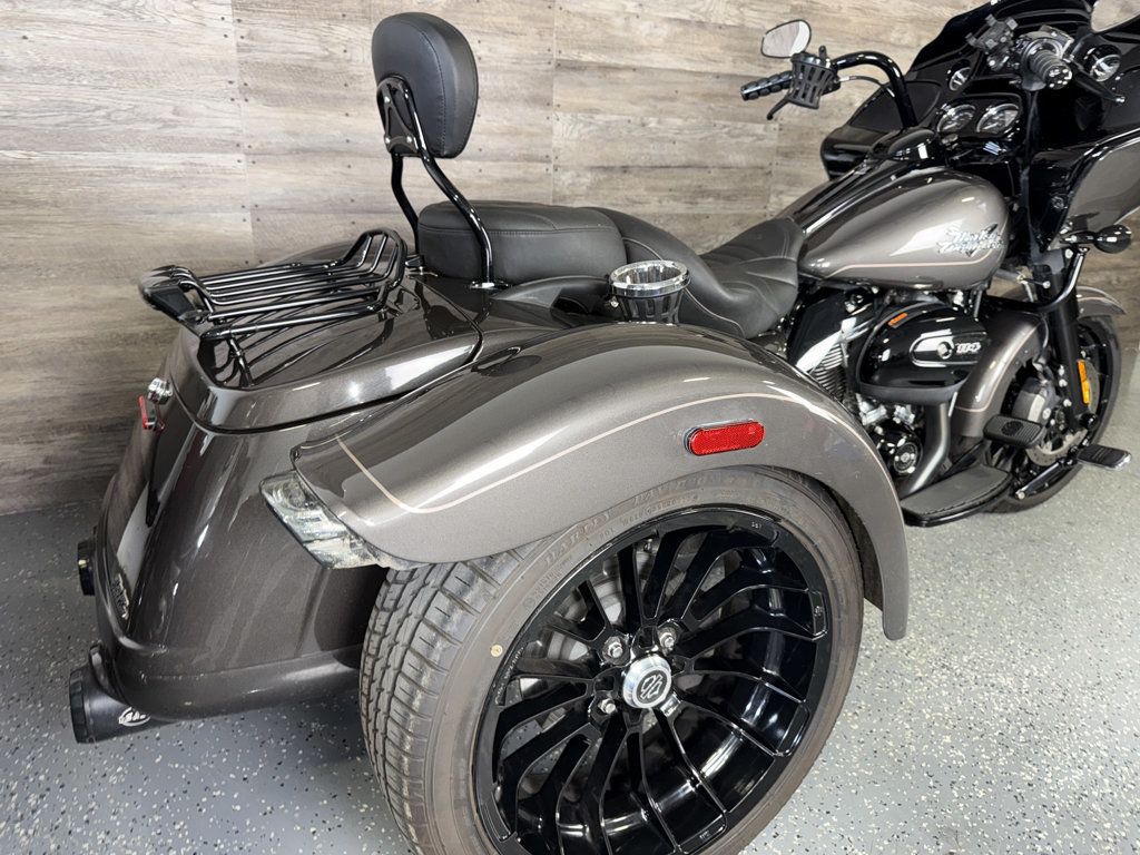 2023 Harley-Davidson FLTRT Road Glide 3 One Owner! - 23096767 - 2