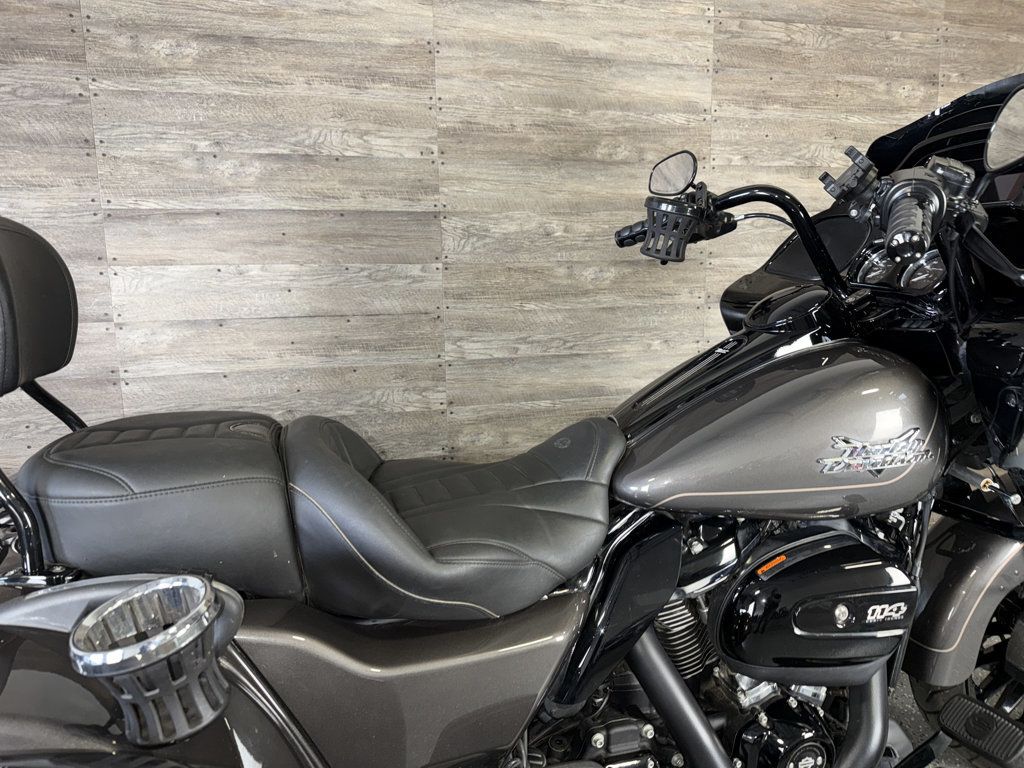 2023 Harley-Davidson FLTRT Road Glide 3 One Owner! - 23096767 - 8