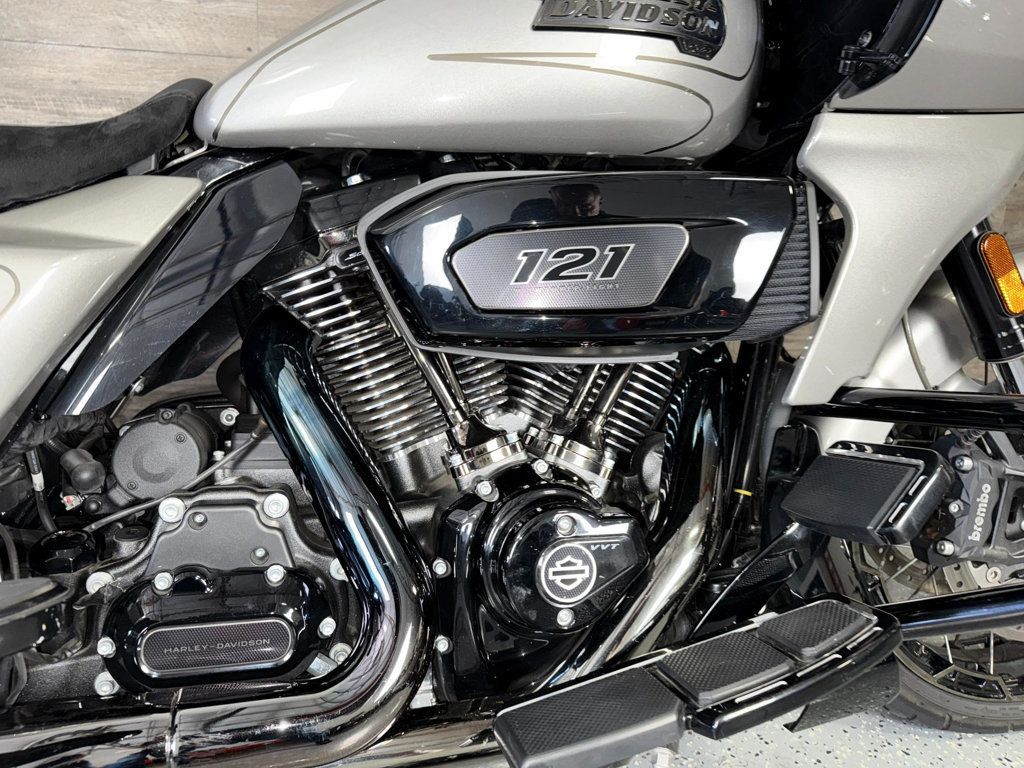 2023 Harley-Davidson FLTRXSE Road Glide CVO SUPER CLEAN! - 22892329 - 5