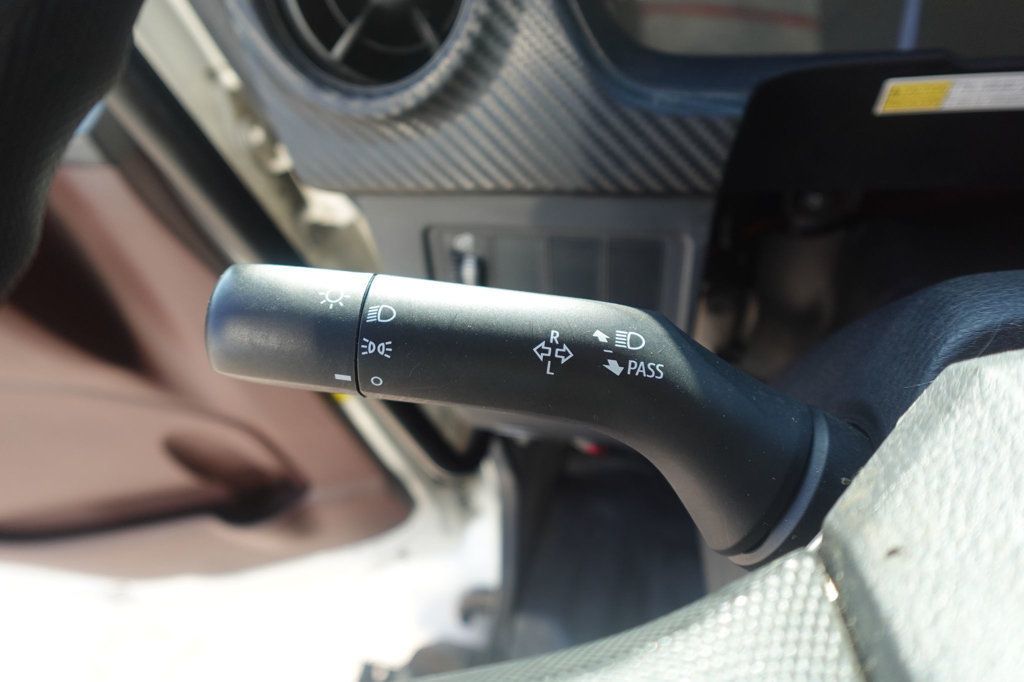 2023 HINO L6 (26ft Box with Lift Gate) - 22926111 - 39