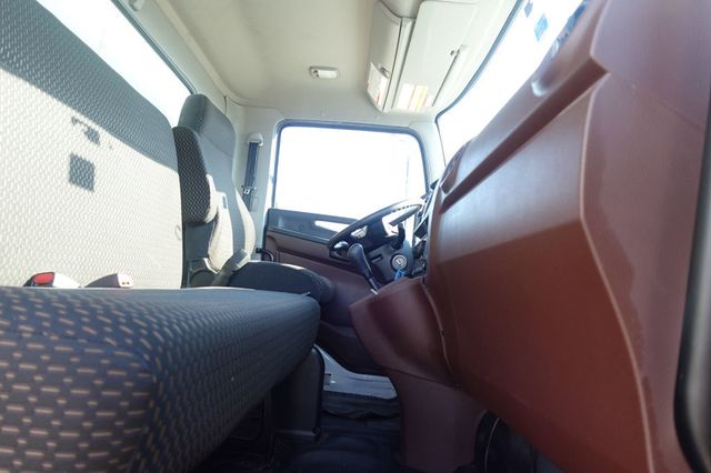 2023 HINO L6 (26ft Box with Lift Gate) - 22926111 - 49