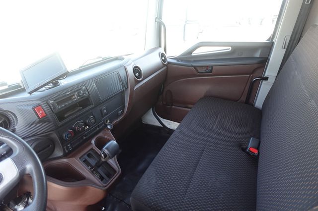 2023 HINO L6 (26ft Box w/ Lift Gate) - 22926093 - 37