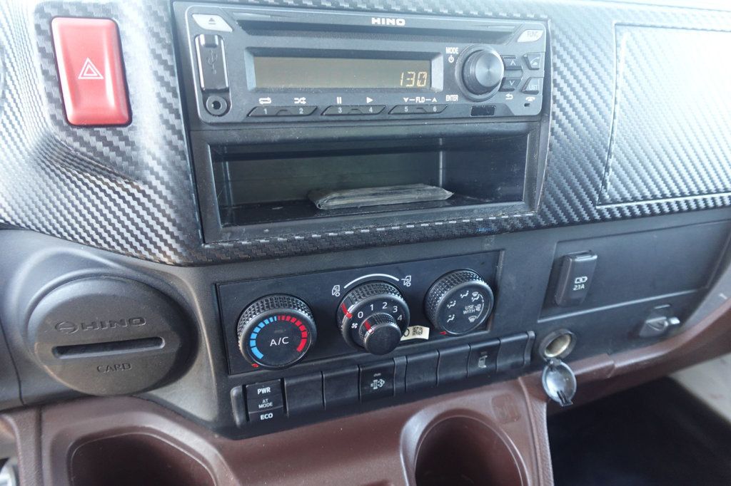 2023 HINO L6 (26ft Box w/ Lift Gate) - 22926093 - 39