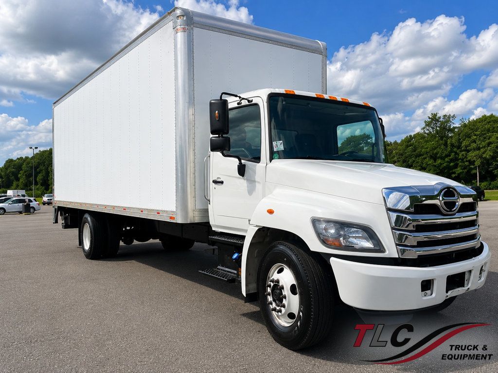 2023 HINO L6 26ft Dry Freight Box Truck Moving Truck With Liftgate - 23065717 - 0
