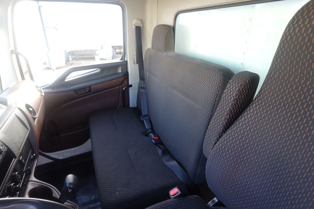 2023 HINO L6A (26ft Box w/ Lift Gate) - 23084880 - 44