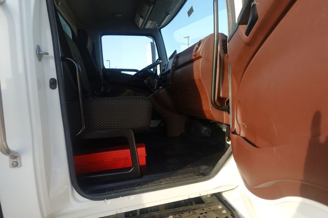2023 HINO L6A (26ft Box w/ Lift Gate) - 23084880 - 50