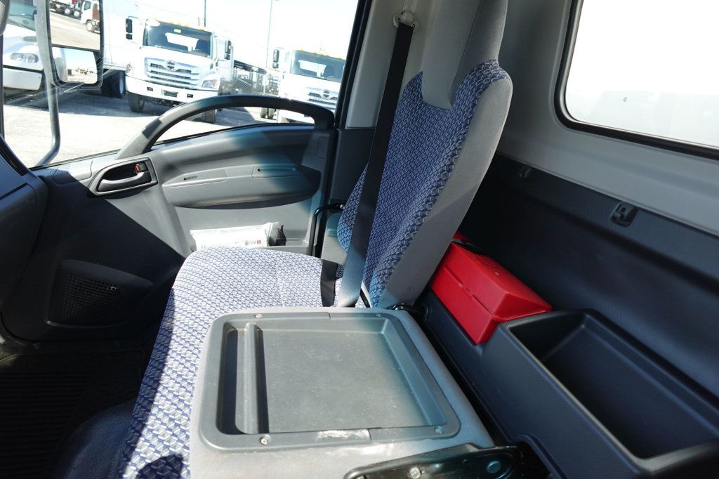 2023 HINO S4 (18ft Box w/ Lift Gate) - 22959758 - 34