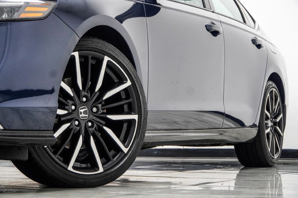 Honda Accord photo 3